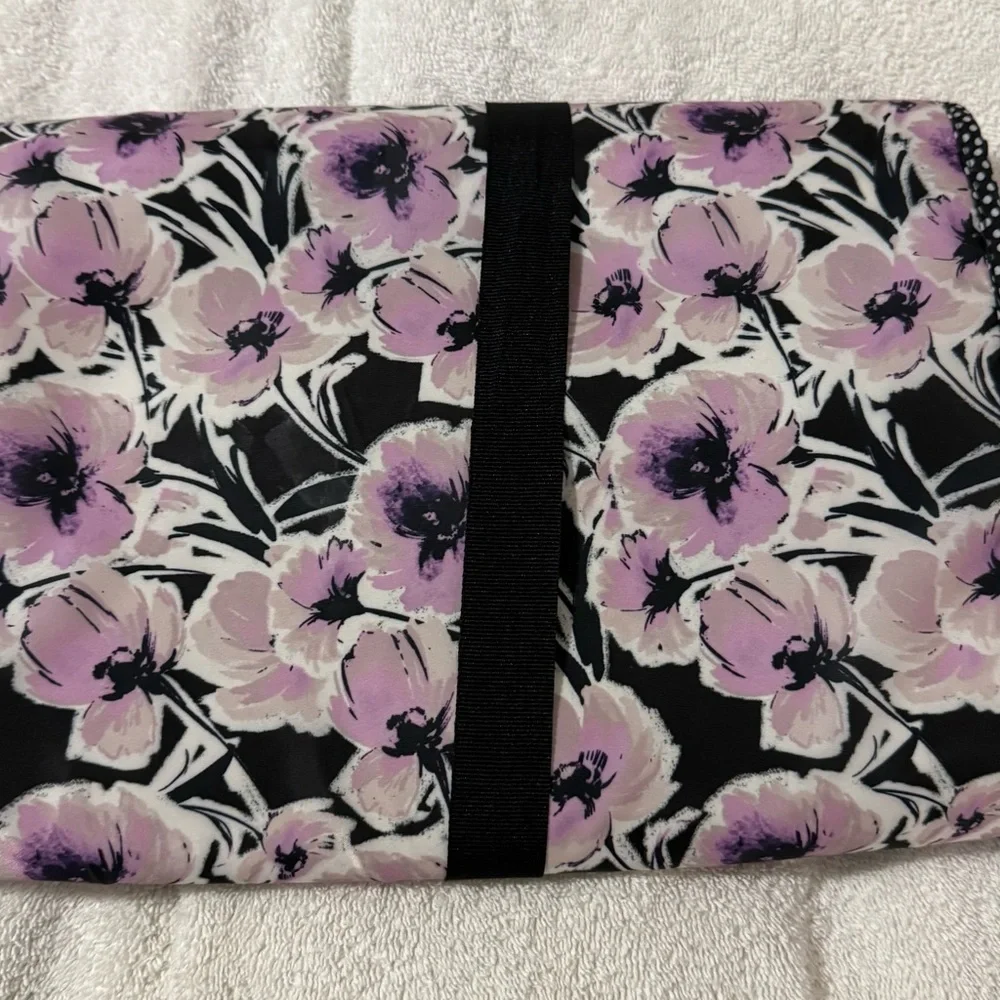 Enchante Accessories Floral Hanging Travel Organizer Bag